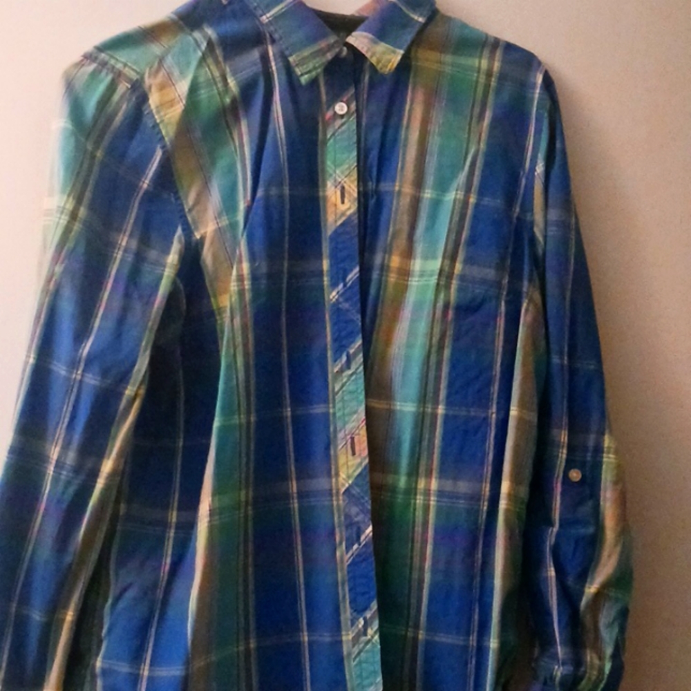 Women's button-down